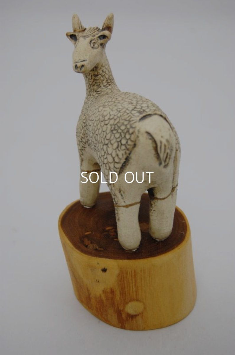 画像3: 異国の住人A（ユニコーン/木製台付/金彩あり） (3)