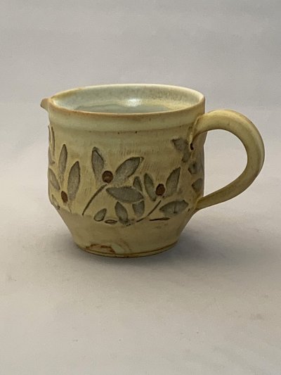 画像1: ピッチャー(赤い実)