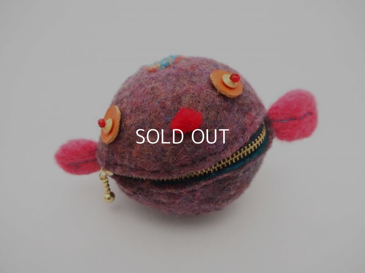 画像2: まん丸ポーチ（赤紫） (2)