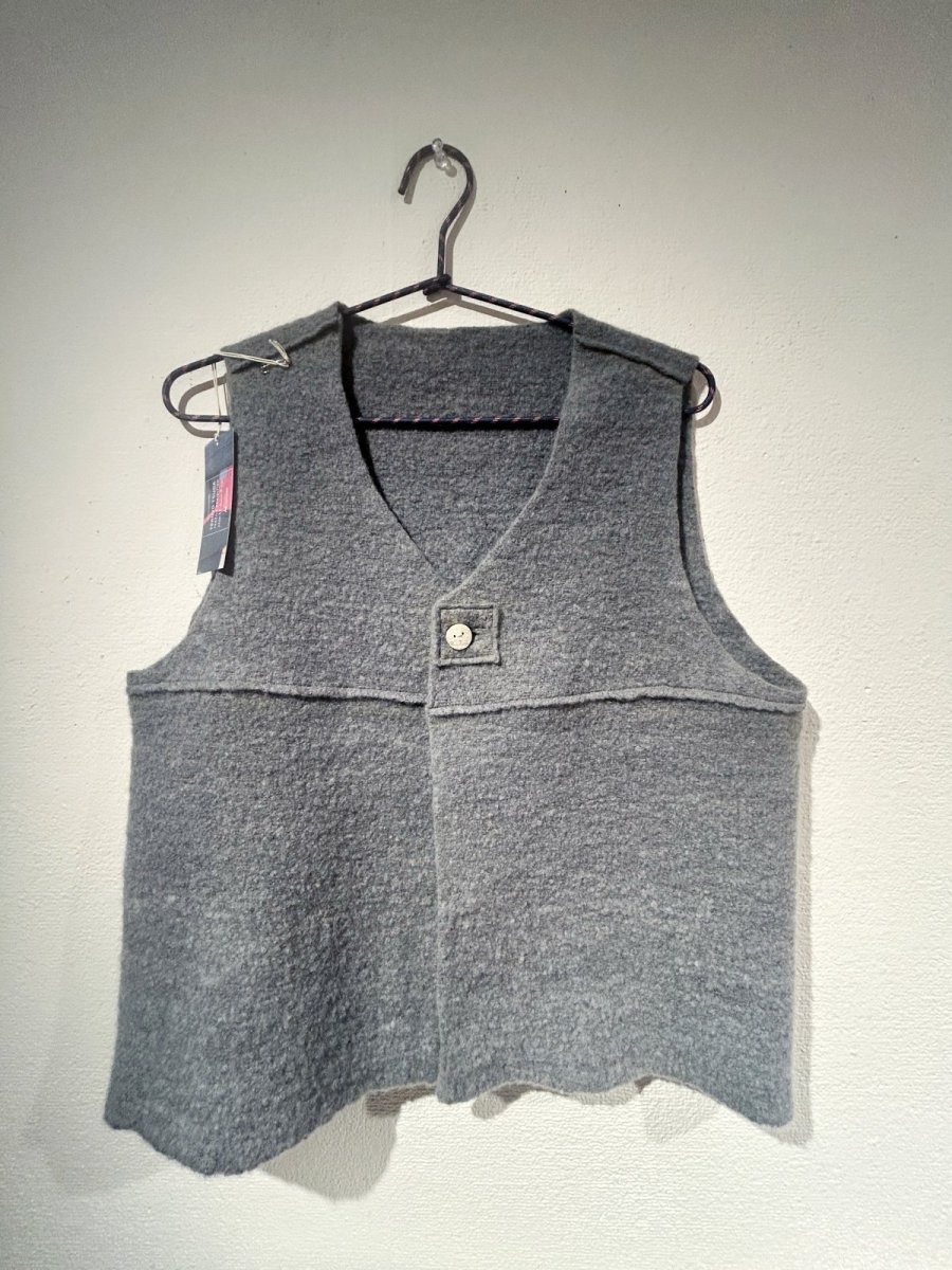 画像1: 2枚はぎベスト（グレー） (1)