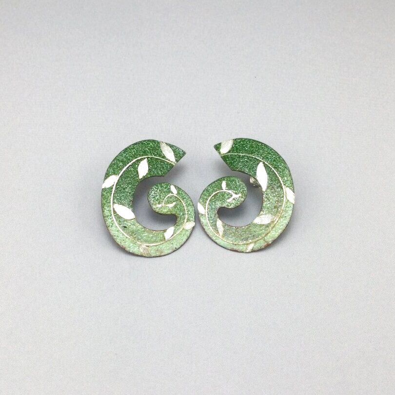 Earring  (small life) green