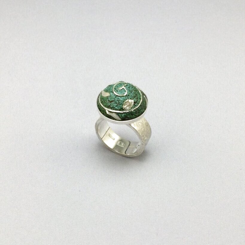 Ring  (small life)